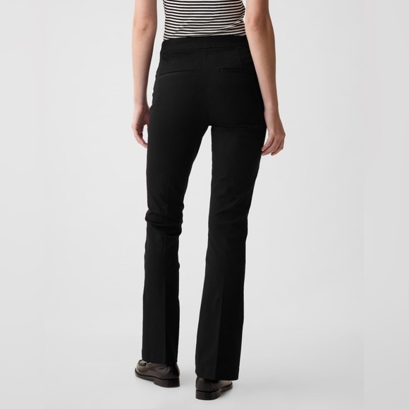 NWT! GAP Black High Rise BiStretch Flare Pants - Size 2 Regular 🔹 - Picture 3 of 8